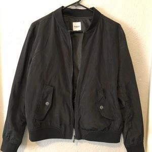Kensie Jeans: black bomber jacket / size medium